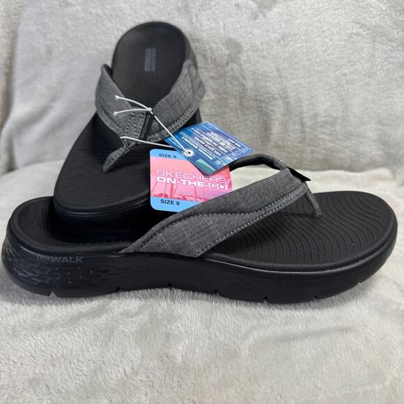 Skechers NEW On The Go Walk Women 9 Goga Mat Flip Flop Slip On Gray Machine Wash - Picture 1 of 12
